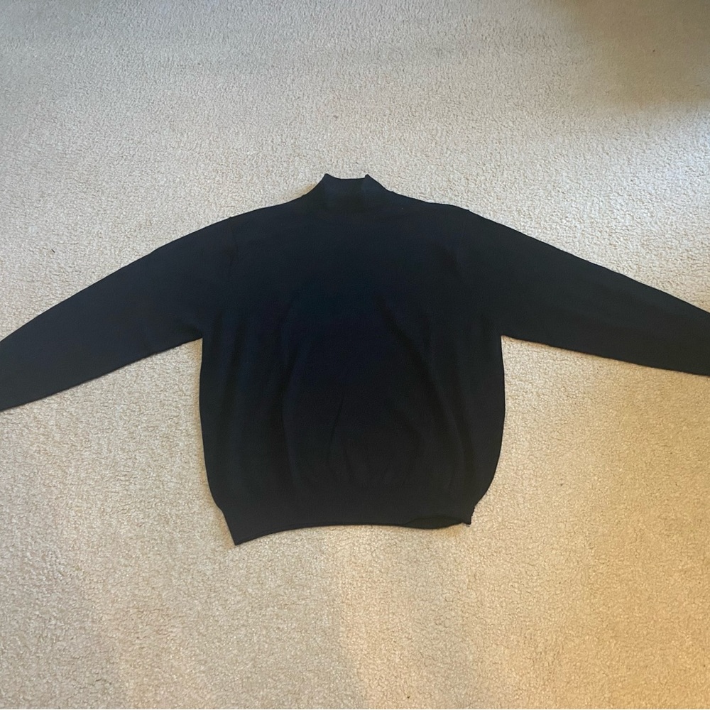 Mens 100% Merino wool mock Turtleneck sweater. Size XL black